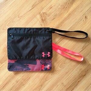 Under Armour Wristlet (2)